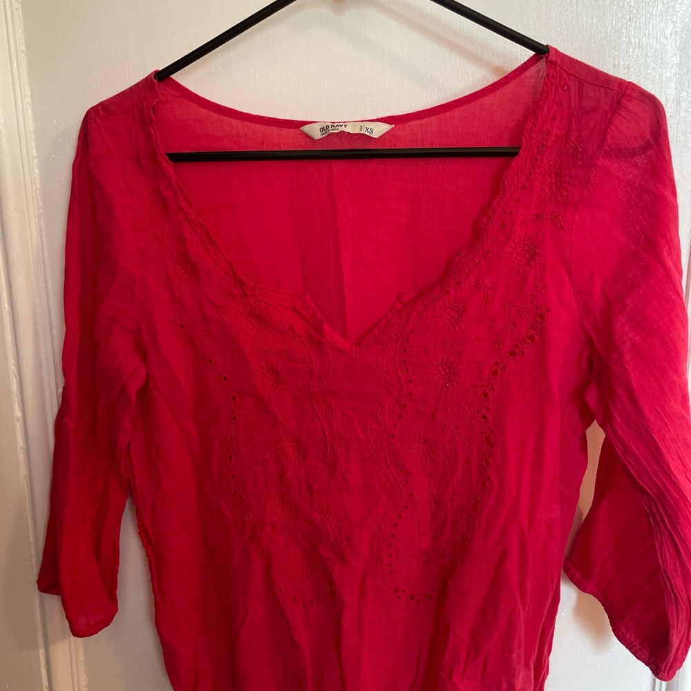 Old Navy women’s XS shirt